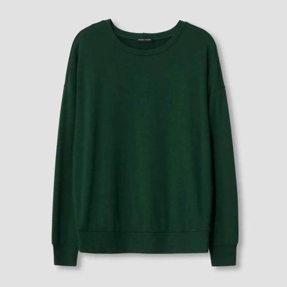 Universal Standard Tops - NWT Universal Standard Lauren Core Forest Green Sweatshirt